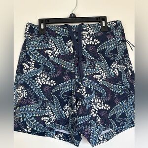 NWT VRST Men’s 6in Relaxed Fit Resort Short Navy Floral